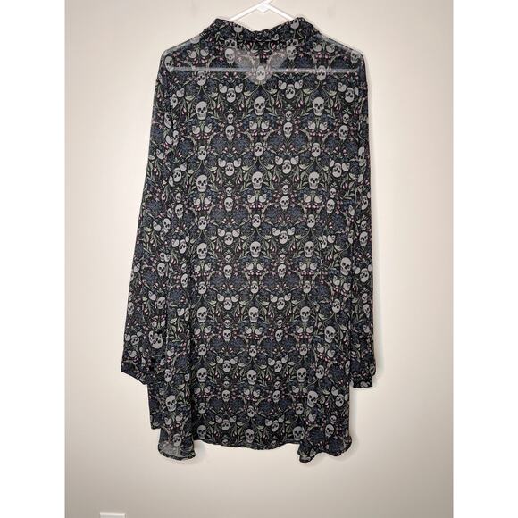 Torrid Black Purple Skulls Halloween Whimsigoth Floral Sheer Button Up Shirt 5X - Picture 6 of 6